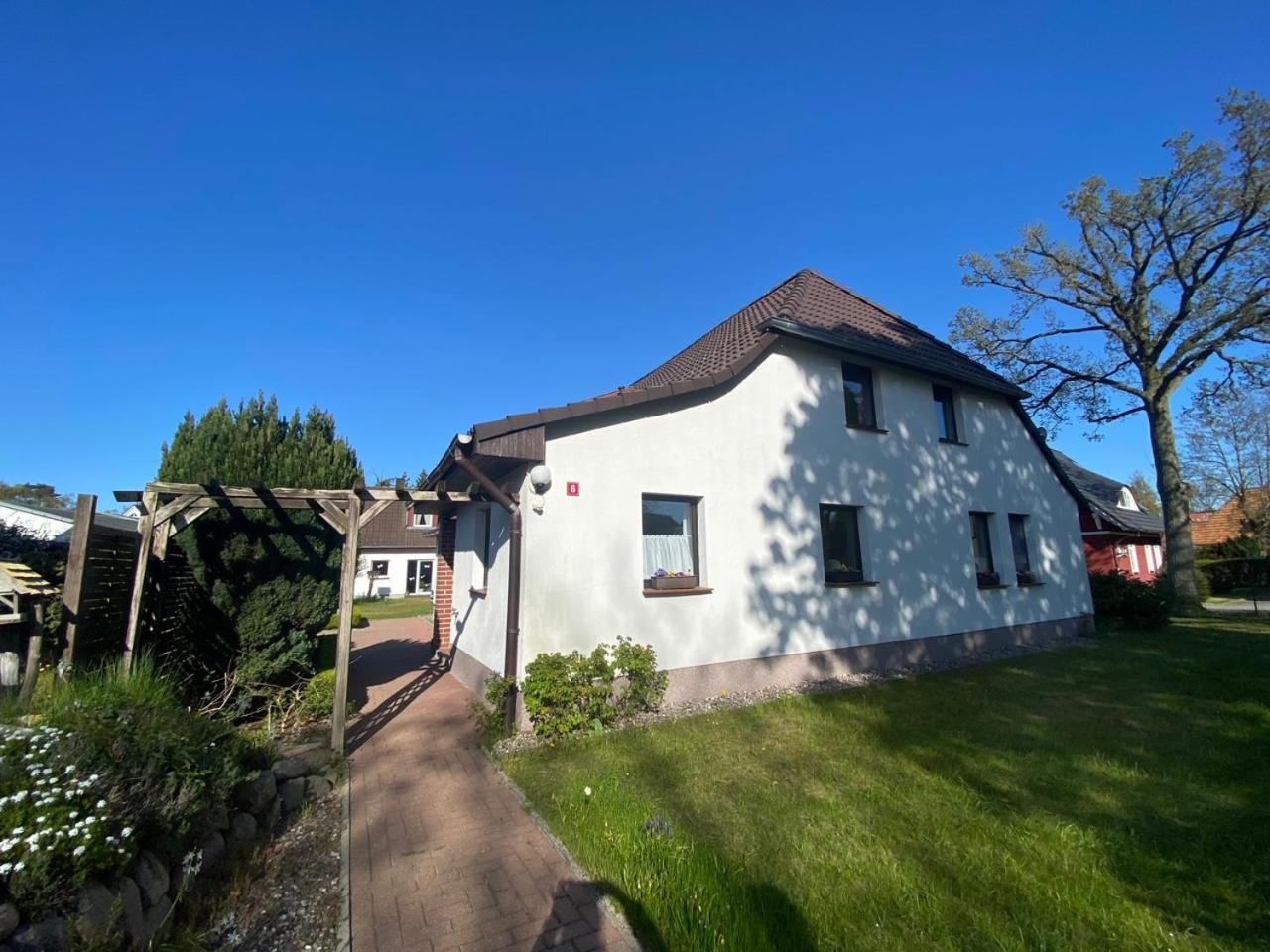 Ostsee-Landhaus Maehl In Prerow Mit Sauna Und Kamin Auch Fuer Gruppen Luaran gambar